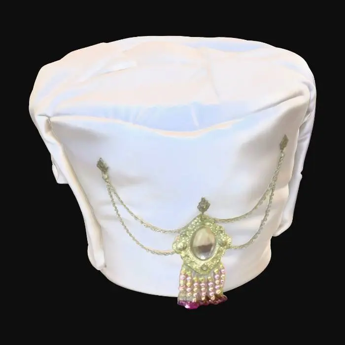 3D model for Authentic Ottoman Sultan Kavuk, massive majestic headgear, wide circular base, tapering slightly upwards with a rounded bulbous top, intricate silk pleats, luxury white fabric, high-fidelity details, historical 16th century style.