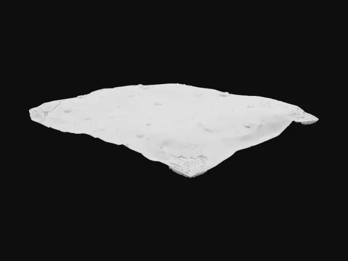 3D model for Un suelo de desierto árido y expansivo, compuesto principalmente por arena fina y suelta de tonos ocre, naranja claro y beige tostado. La superficie presenta ondulaciones suaves formadas por dunas bajas y acumulaciones de arena arrastradas por el viento, con algunas pequeñas rocas angulares y guijarros dispersos de color rojizo. La textura es polvorienta y granular al tacto, con un aspecto seco y resquebrajado en algunas áreas debido a la falta de humedad.