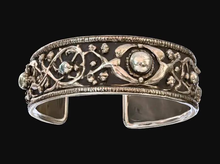 3D model for sterling silver cuff bracelet with ornate etched carvings and gemstones