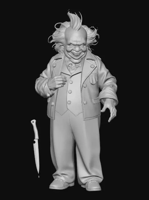 3D model for Ein fettleibiger, gruseliger Clown als 3D-Modell mit weißem Gesicht, roten Lippen, blauen Tränen und einem unordentlichen, grauen Haarschopf. Er trägt eine schmutzige, weinrote Jacke mit goldenen Akzenten und einem Sonnenblumenanstecker über einer dunklen Weste und einem roten Fliege. Seine gestreiften, weit geschnittenen Hosen in Rot und Dunkelrot sind an den Knöcheln goldfarben gesäumt. In der rechten Hand hält er ein blutiges Messer.