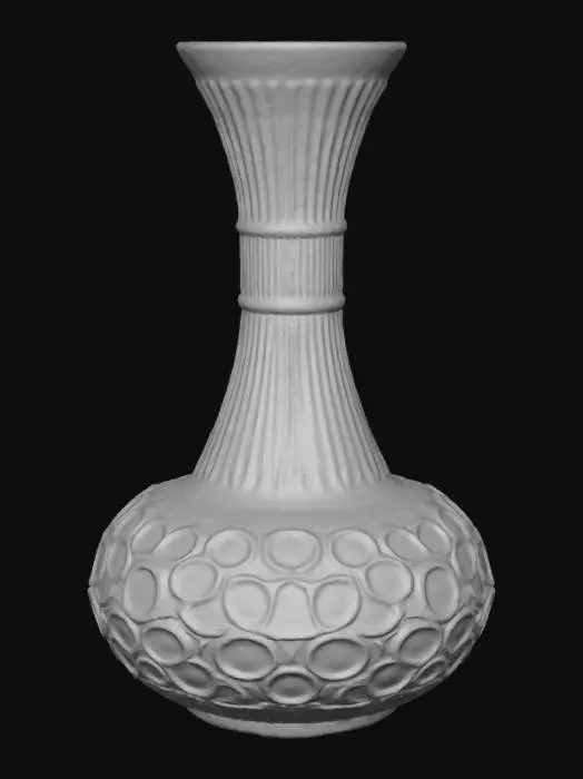 3D model for A lalique carafe on a round Luis 15 table covered with a crocheted tablecloth