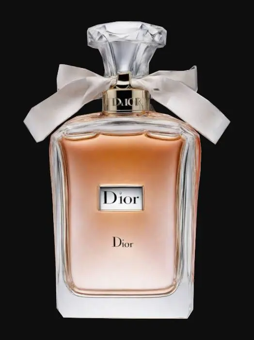 3D model for A beautiful dior perfume bottle with modern design. 