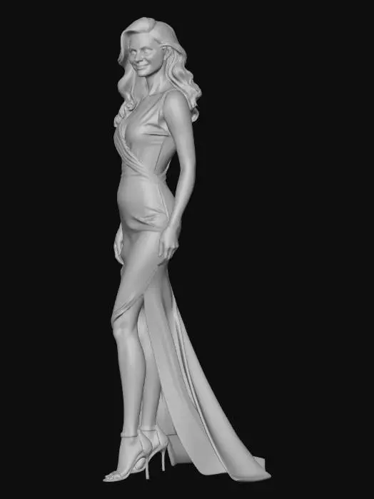 3D model for attractive
realistic 
middle aged erotic woman