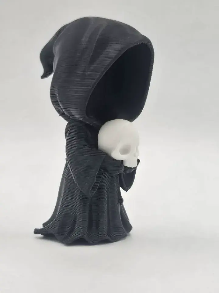 The Hooded Skullkeeper 3D print file — real print photo by John Sirard