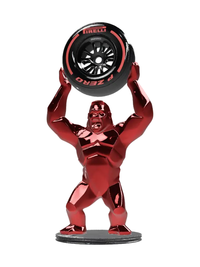 Polygonal Titan Lifts a Tire 3D model, vytvořený pomocí AI