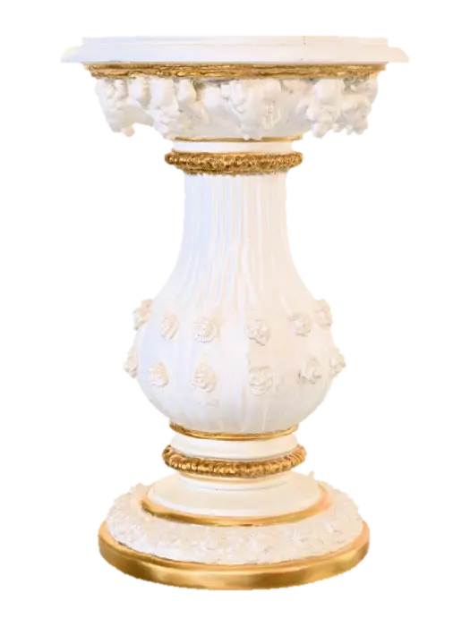 Victorian Extravagant elaborately embossed golden pedestal inside and out. Highly… - Cherubs 3D model, vytvořený pomocí AI