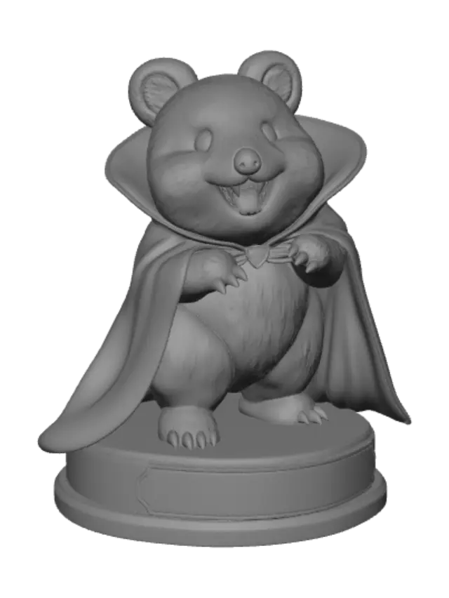 3D model for Ein fröhliches Plüsch Quokka das Dracula ähnelt und sein Kostüm trägt. Die Figur ist in Beiß-Action und steht auf einem Sockel mit der Aufschrift: Horror Quokkas. Einfarbiger Hintergrund.