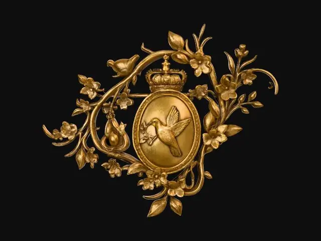 3D model for Golden Harmony Crest