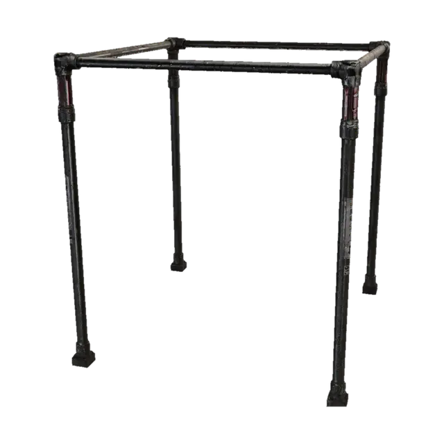 Rusty Industrial Pipe Frame - Framework 的 AI 生成 3D 模型