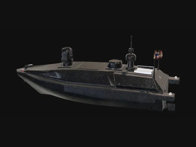 3D model for เรือเรด้าสำรวจการ ที่สร้างขึ้นจากวัสดุคาร์บอน มีขนาดความยาวอยู่ที่ 4 เมตร และกว้างอยู่ที่ 1.4-1.6 เมตร