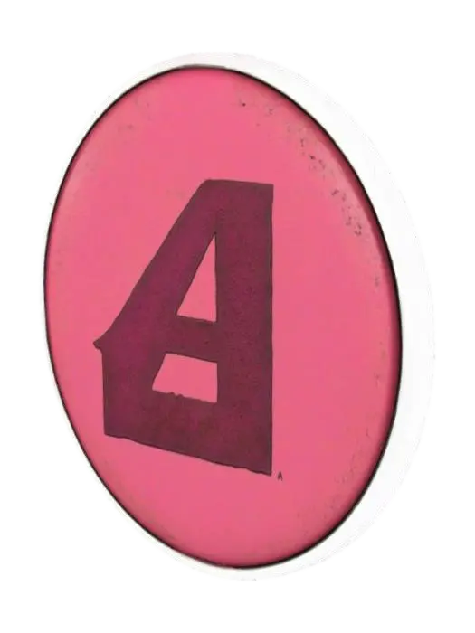 Round pin with alphabet letter 3D model, vytvořený pomocí AI