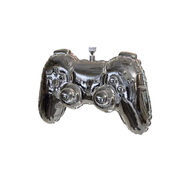 Chrome Controller - Joystick 3D model, vytvořený pomocí AI