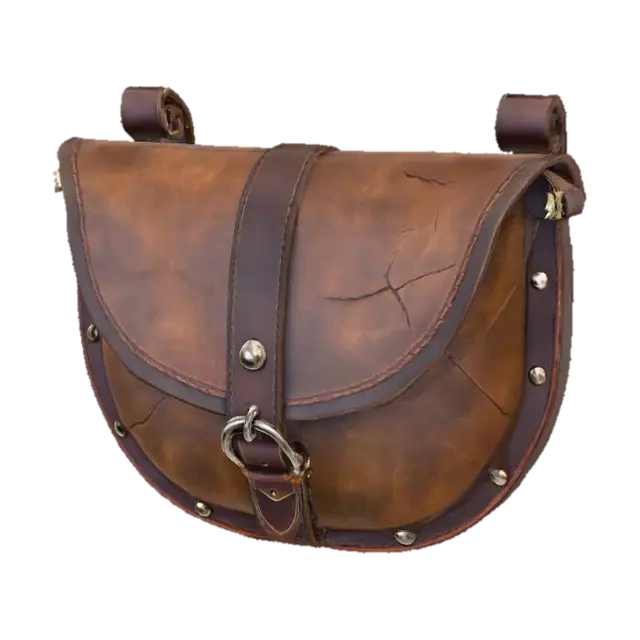 3D model for medieval lether pouch, different lether colors form light brown to dark bron, shabby, worn up. Semicircular at down form factor