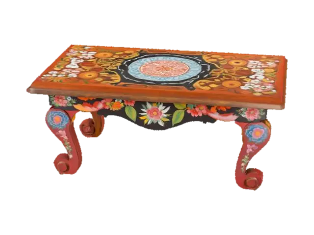 [Mexico] A hand-painted wooden table where the folk art patterns gently rearrange… 3D model, vytvořený pomocí AI