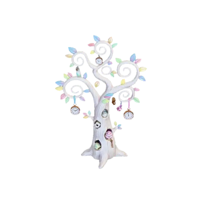 create a tree from Alice in Wonderland the book, it needs to be whimsical in… 3D model, vytvořený pomocí AI
