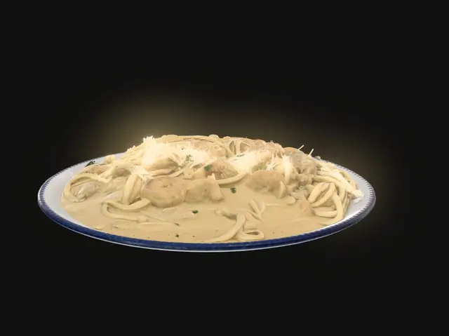 3D model for Creamy Chicken Alfredo with Mushrooms